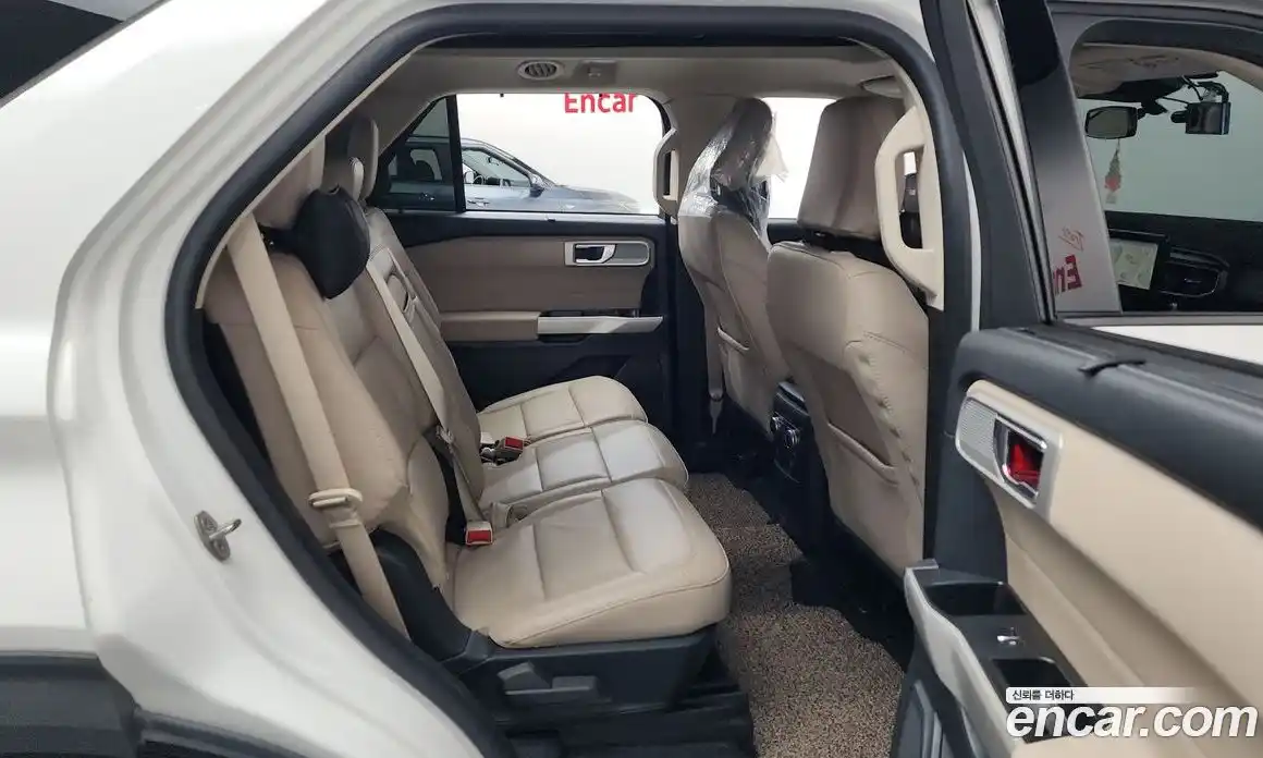 Ford Explorer 2022 2.3 Автомат в Москве № 170900, фото 9