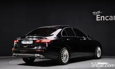 Mercedes-Benz E-Class, 2022