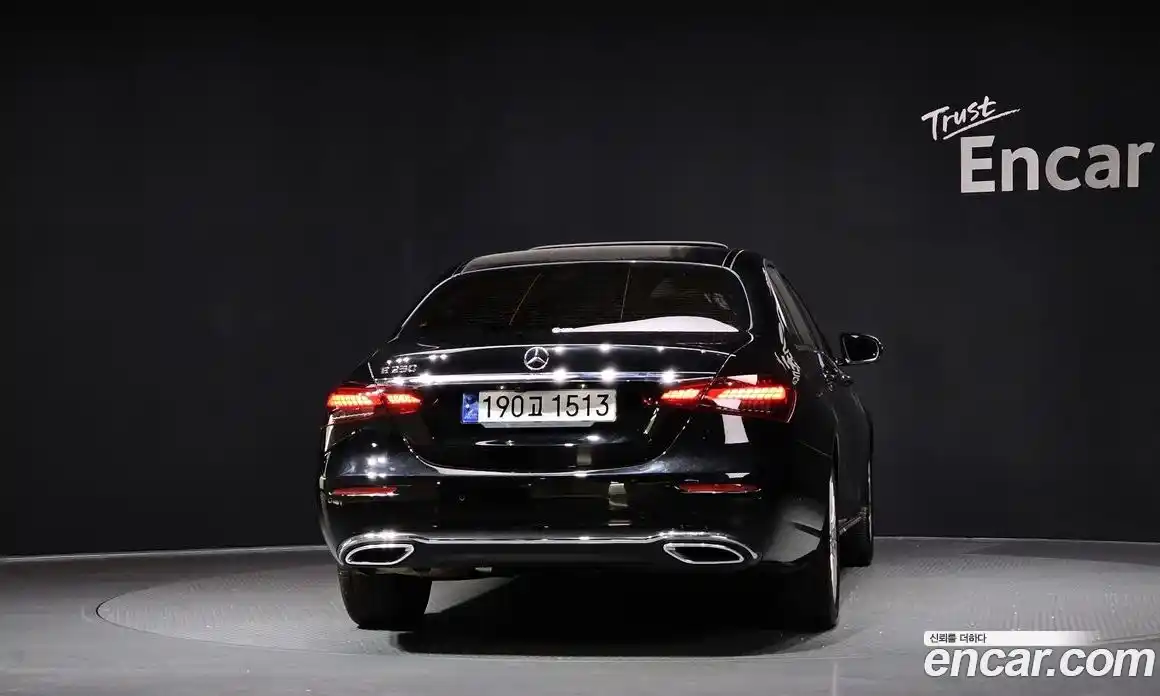 Mercedes-Benz E-Class 2022 2.0 Автомат в Москве № 173019, фото 14