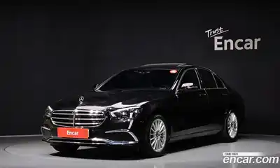Mercedes-Benz E-Class 2022 2.0 Автомат в Москве № 173019, миниатюра 5