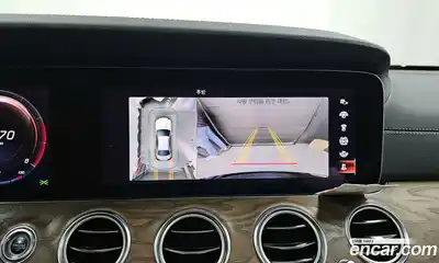 Mercedes-Benz E-Class 2022 2.0 Автомат в Москве № 173019, миниатюра 7