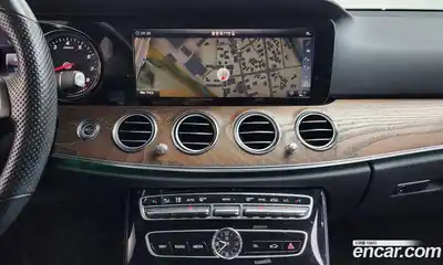 Mercedes-Benz E-Class, 2018