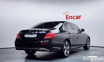 Mercedes-Benz E-Class 2018 2.0 Автомат в Москве № 173738, миниатюра 11