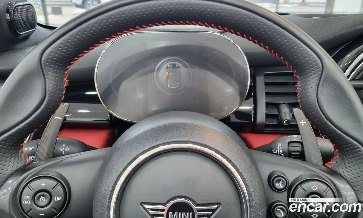 Mini Cooper Convertible 2021 2.0 Автомат в Москве № 181866, фото 12