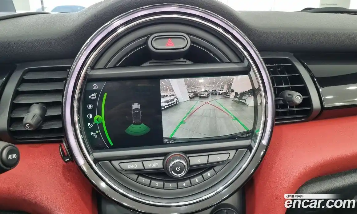 Mini Cooper Convertible 2021 2.0 Автомат в Москве № 181866, фото 13