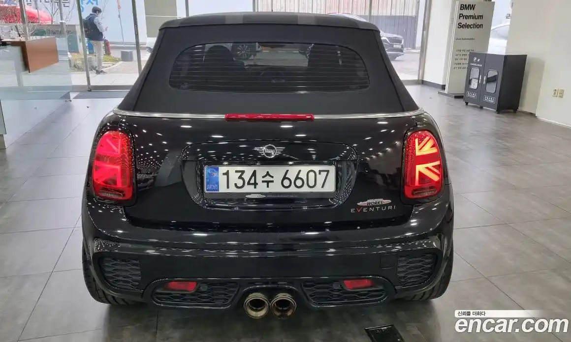 Mini Cooper Convertible 2021 2.0 Автомат в Москве № 181866, фото 3