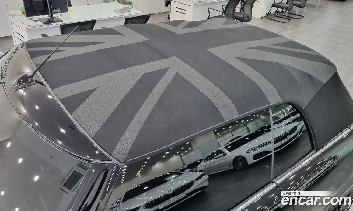 Mini Cooper Convertible 2021 2.0 Автомат в Москве № 181866, фото 6