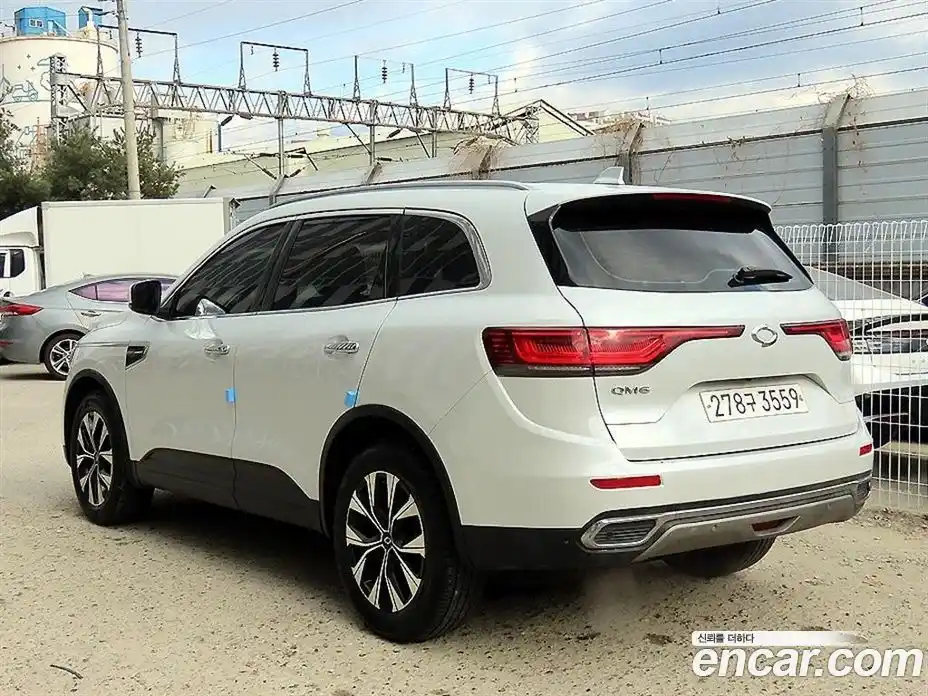 Renault QM6 2023 2.0 Автомат в Москве № 185721, фото 3