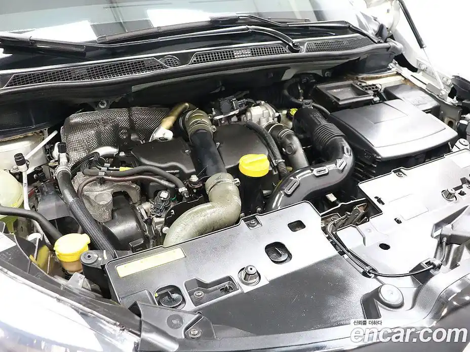 Renault QM3 2014 1.5 Автомат в Москве № 186267, фото 19