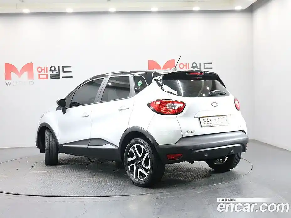 Renault QM3 2014 1.5 Автомат в Москве № 186267, фото 4