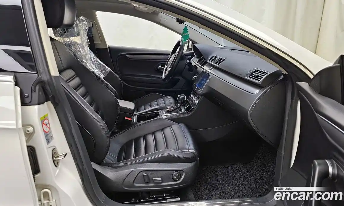 Volkswagen CC 2012 2.0 Автомат в Москве № 187732, фото 11