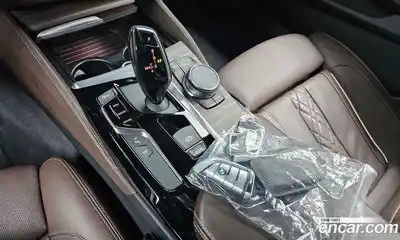 BMW 5-Series 2017 2.0 Автомат в Москве № 188661, миниатюра 2