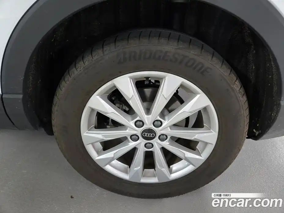 Audi Q3 2025 2.0 Автомат в Москве № 189280, фото 20