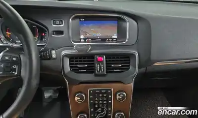 Volvo V40 2018 2.0 Автомат в Москве № 190684, миниатюра 11