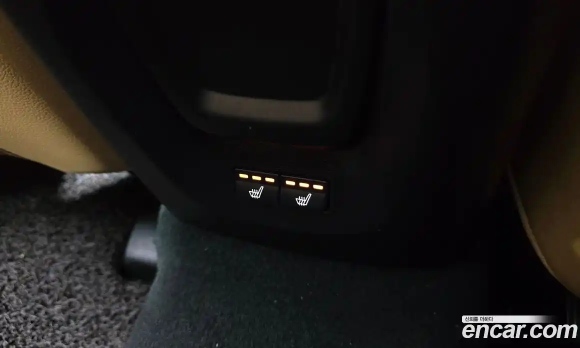 Volvo V40 2018 2.0 Автомат в Москве № 190684, фото 19