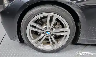 BMW 3-Series 2018 2.0 Автомат в Москве № 191460, миниатюра 12