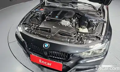 BMW 3-Series 2018 2.0 Автомат в Москве № 191460, миниатюра 3