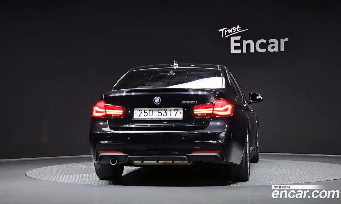 BMW 3-Series 2018 2.0 Автомат в Москве № 191460, фото 6