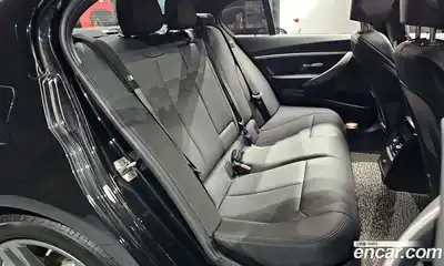 BMW 3-Series 2018 2.0 Автомат в Москве № 191460, миниатюра 10