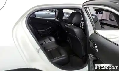 Mercedes-Benz GLA-Class 2015 2.1 Автомат в Москве № 195336, миниатюра 2