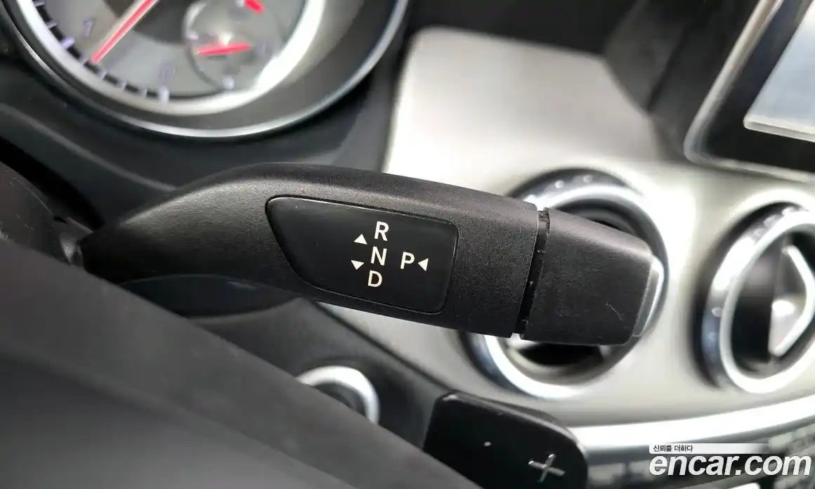 Mercedes-Benz GLA-Class 2015 2.1 Автомат в Москве № 195336, фото 6