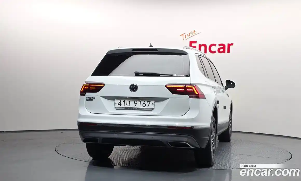 Volkswagen Tiguan 2018 2.0 Автомат в Москве № 199163, фото 16