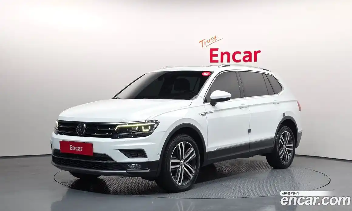 Volkswagen Tiguan 2018 2.0 Автомат в Москве № 199163, фото 20