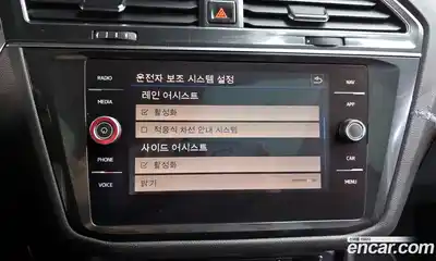 Volkswagen Tiguan 2018 2.0 Автомат в Москве № 199163, миниатюра 5