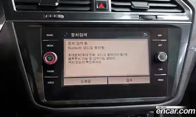 Volkswagen Tiguan 2018 2.0 Автомат в Москве № 199163, миниатюра 9