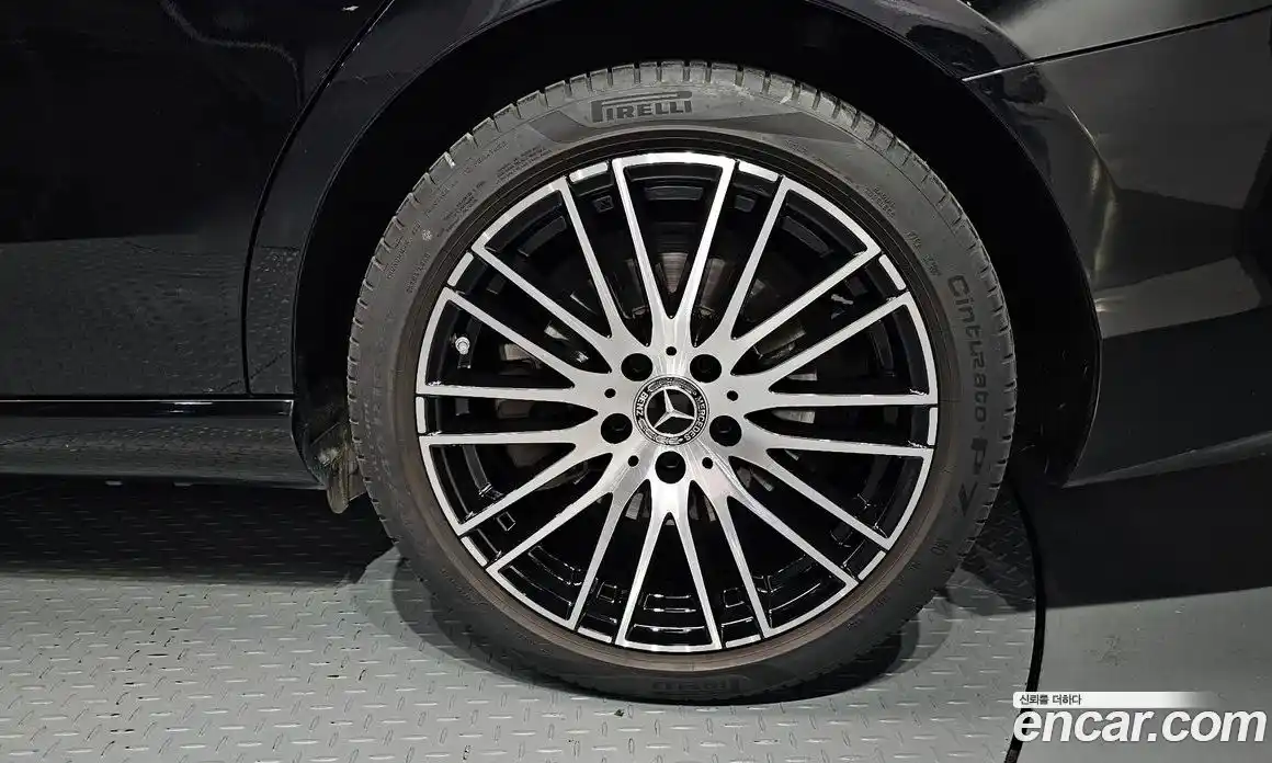 Mercedes-Benz C-Class 2024 2.0 Автомат в Москве № 204770, фото 1