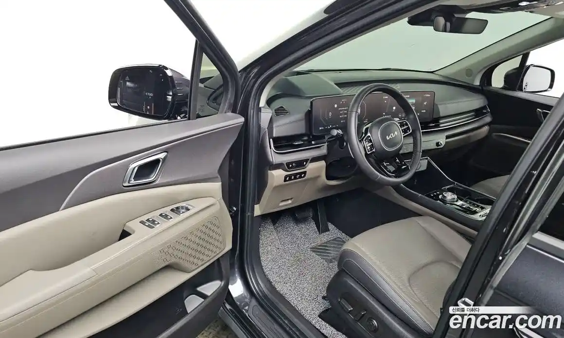 Kia Canival 2024 1.6 Автомат в Москве № 20588, фото 14