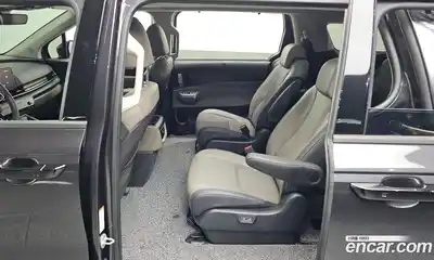 Kia Canival 2024 1.6 Автомат в Москве № 20588, миниатюра 7