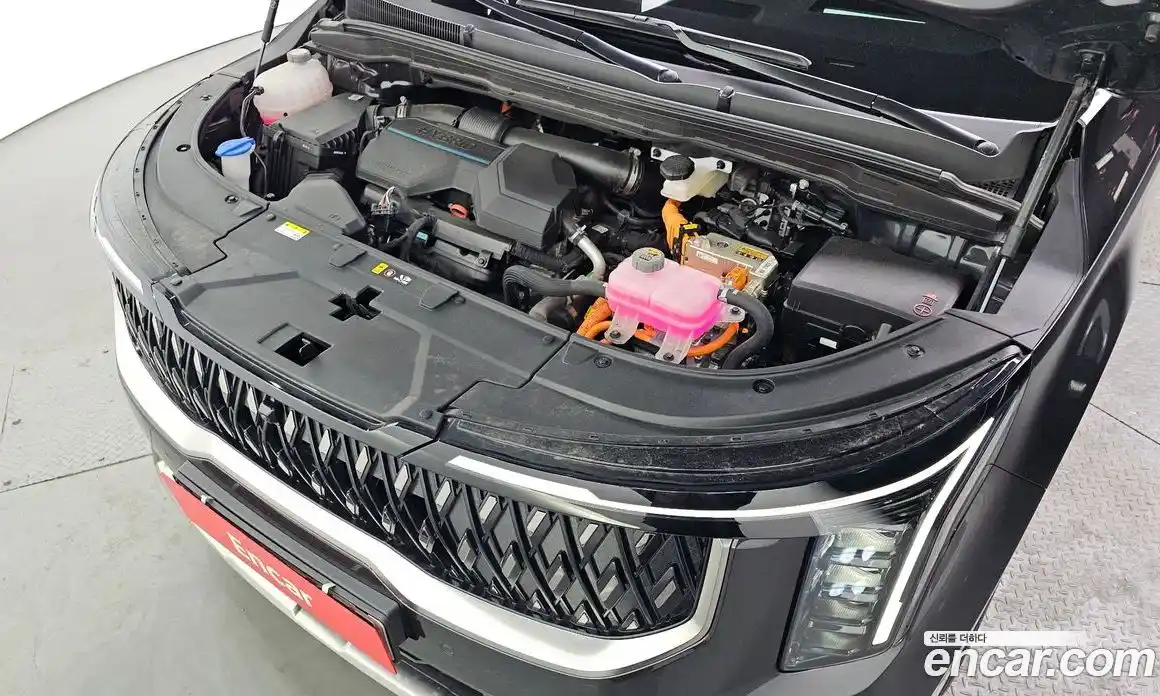 Kia Canival 2024 1.6 Автомат в Москве № 20588, фото 9