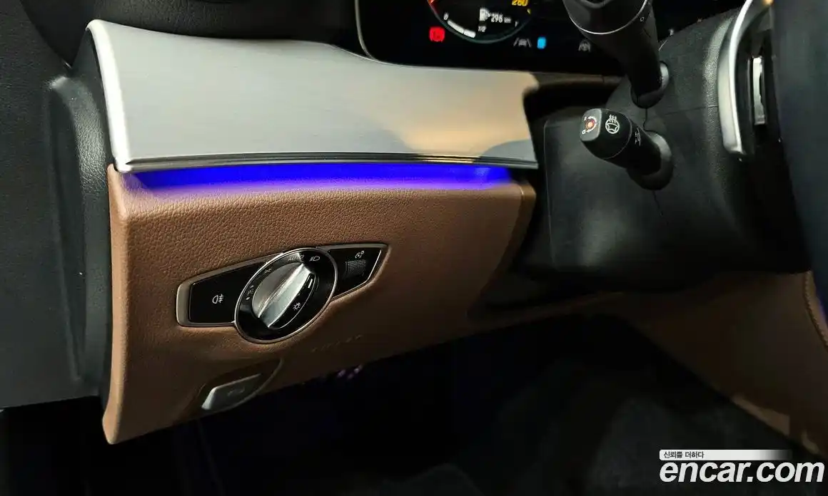 Mercedes-Benz E-Class 2021 2.0 Автомат в Москве № 206644, фото 10