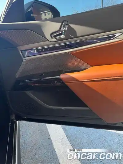 BMW i7 2024 0.3 Автомат в Москве № 210706, миниатюра 12