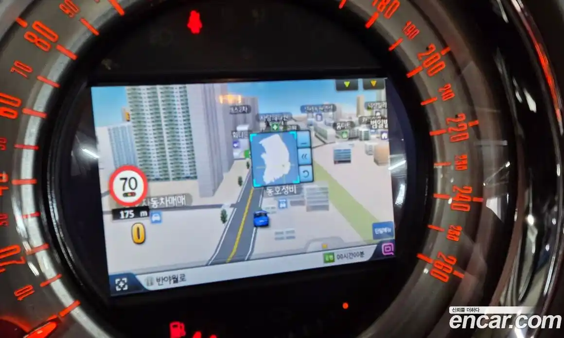 Mini Countryman 2012 1.6 Автомат в Москве № 210956, фото 13