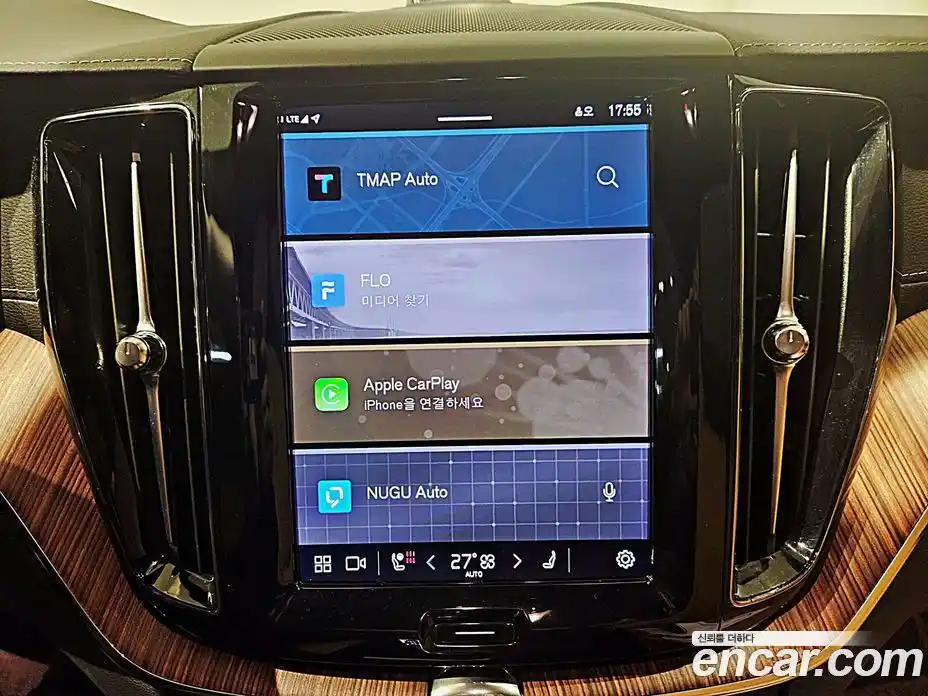 Volvo XC60 2024 2.0 Автомат в Москве № 212880, фото 12