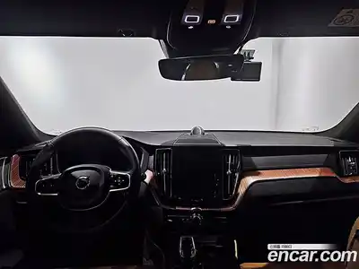 Volvo XC60 2024 2.0 Автомат в Москве № 212880, миниатюра 7