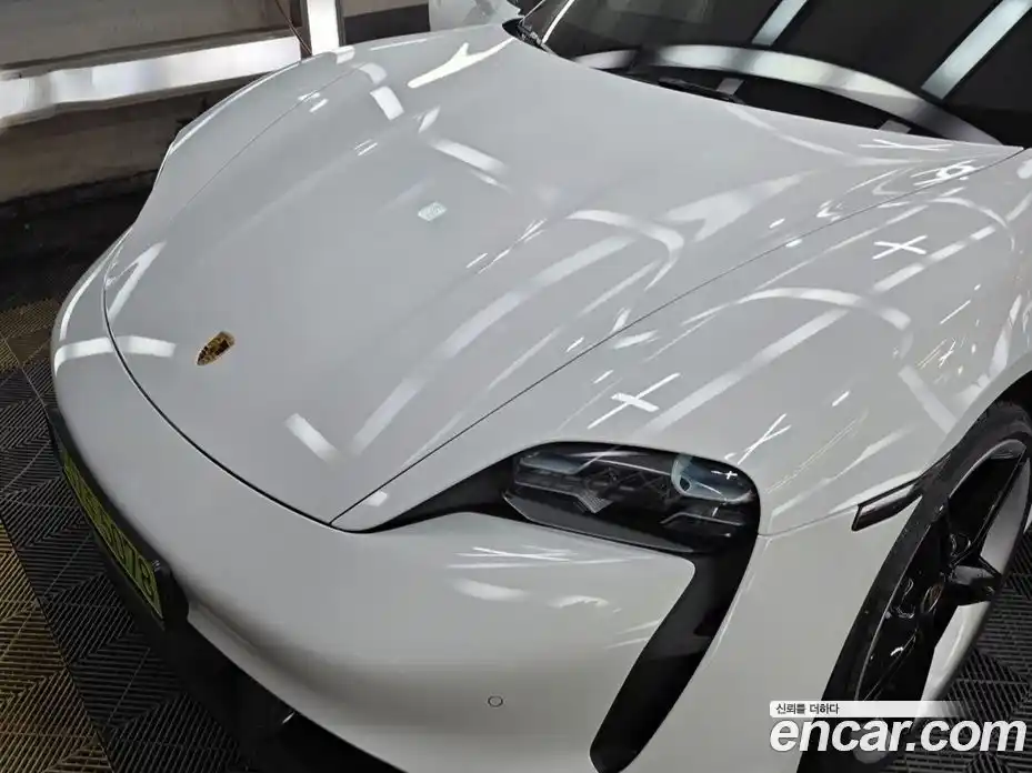 Porsche Taycan 2024 Автомат в Москве № 212982, фото 11