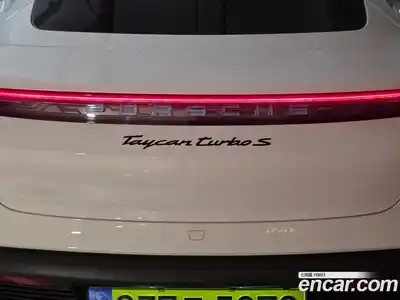 Porsche Taycan 2024 Автомат в Москве № 212982, миниатюра 12