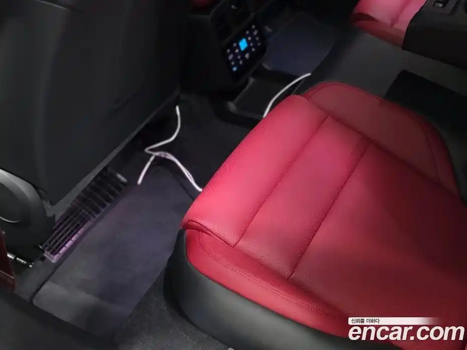 Porsche Taycan 2024 Автомат в Москве № 212982, фото 13