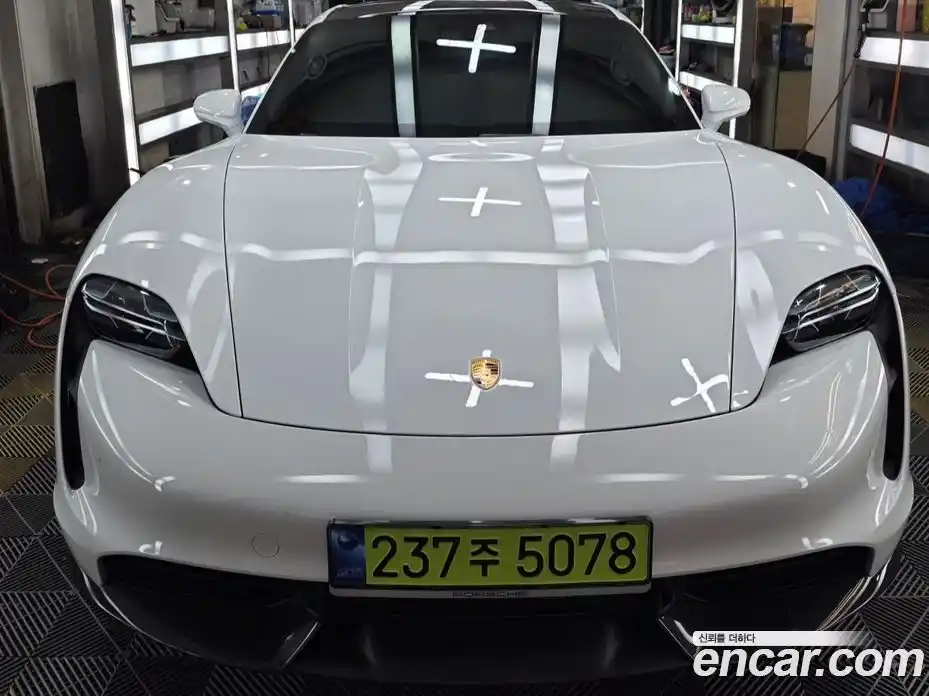 Porsche Taycan 2024 Автомат в Москве № 212982, фото 18