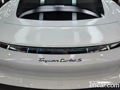 Porsche Taycan 2024 Автомат в Москве № 212982, миниатюра 7