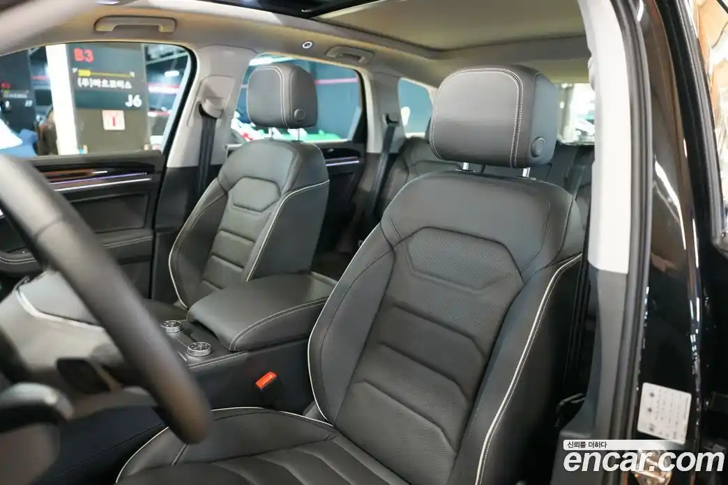 Volkswagen Touareg 2026 3.0 Автомат в Москве № 215391, фото 17