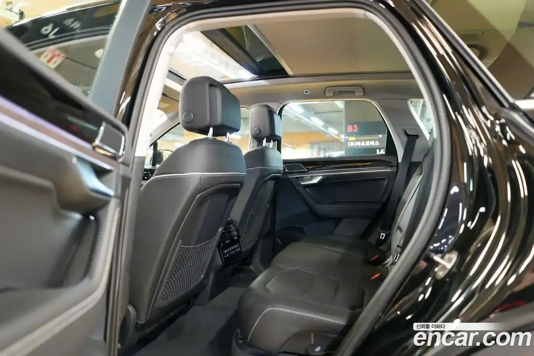 Volkswagen Touareg 2026 3.0 Автомат в Москве № 215391, фото 10