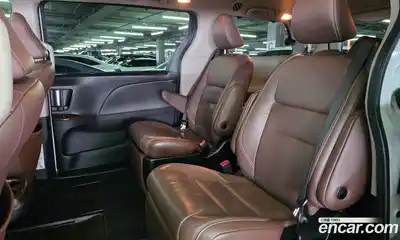 Toyota Sienna 2019 3.5 Автомат в Москве № 215675, миниатюра 6
