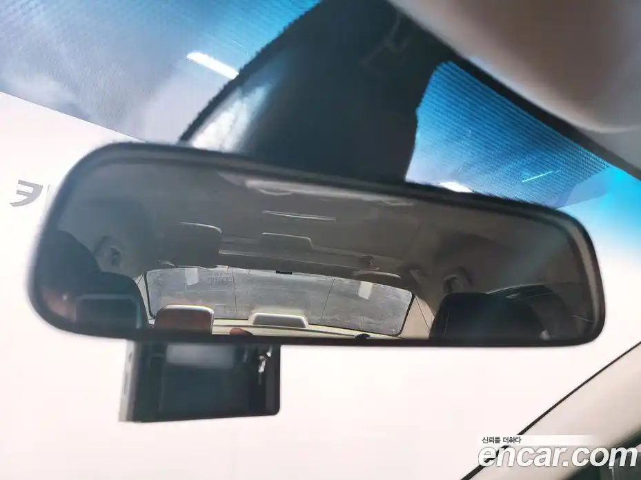 Renault SM3 2013 1.6 Автомат в Москве № 227385, фото 12