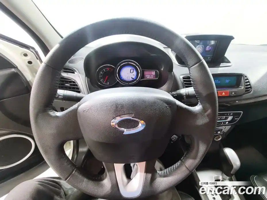 Renault SM3 2013 1.6 Автомат в Москве № 227385, фото 13