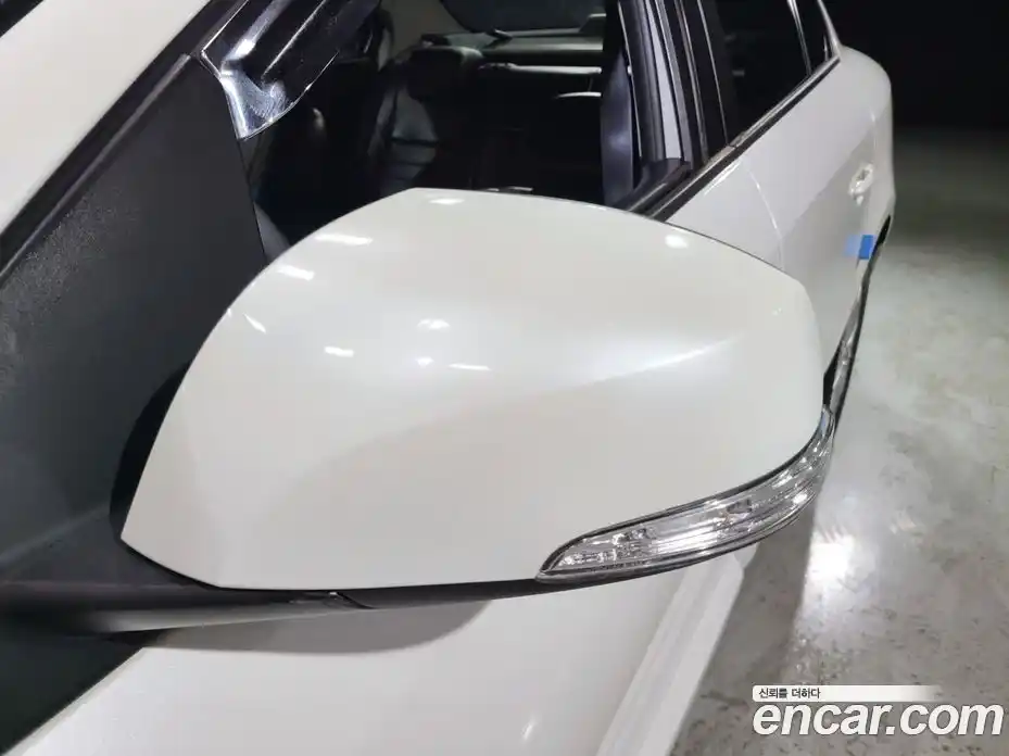 Renault SM3 2013 1.6 Автомат в Москве № 227385, фото 18