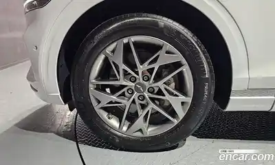 Genesis GV70 2023 2.5 Автомат в Москве № 22946, миниатюра 3